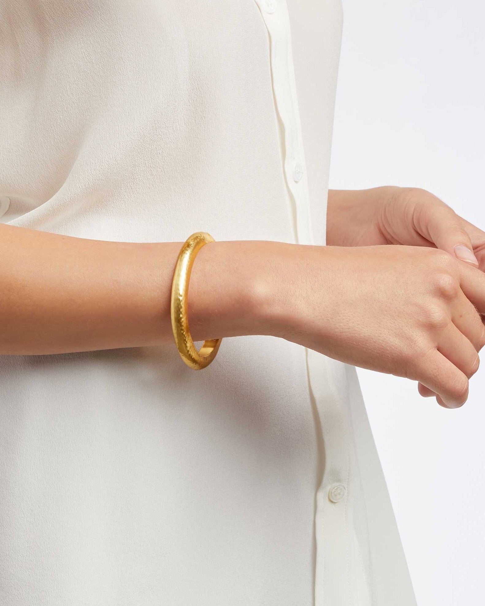 Catalina Hinge Bangle - Gold - Olive You BoutiqueJulie VosBG333G00BG333G00
