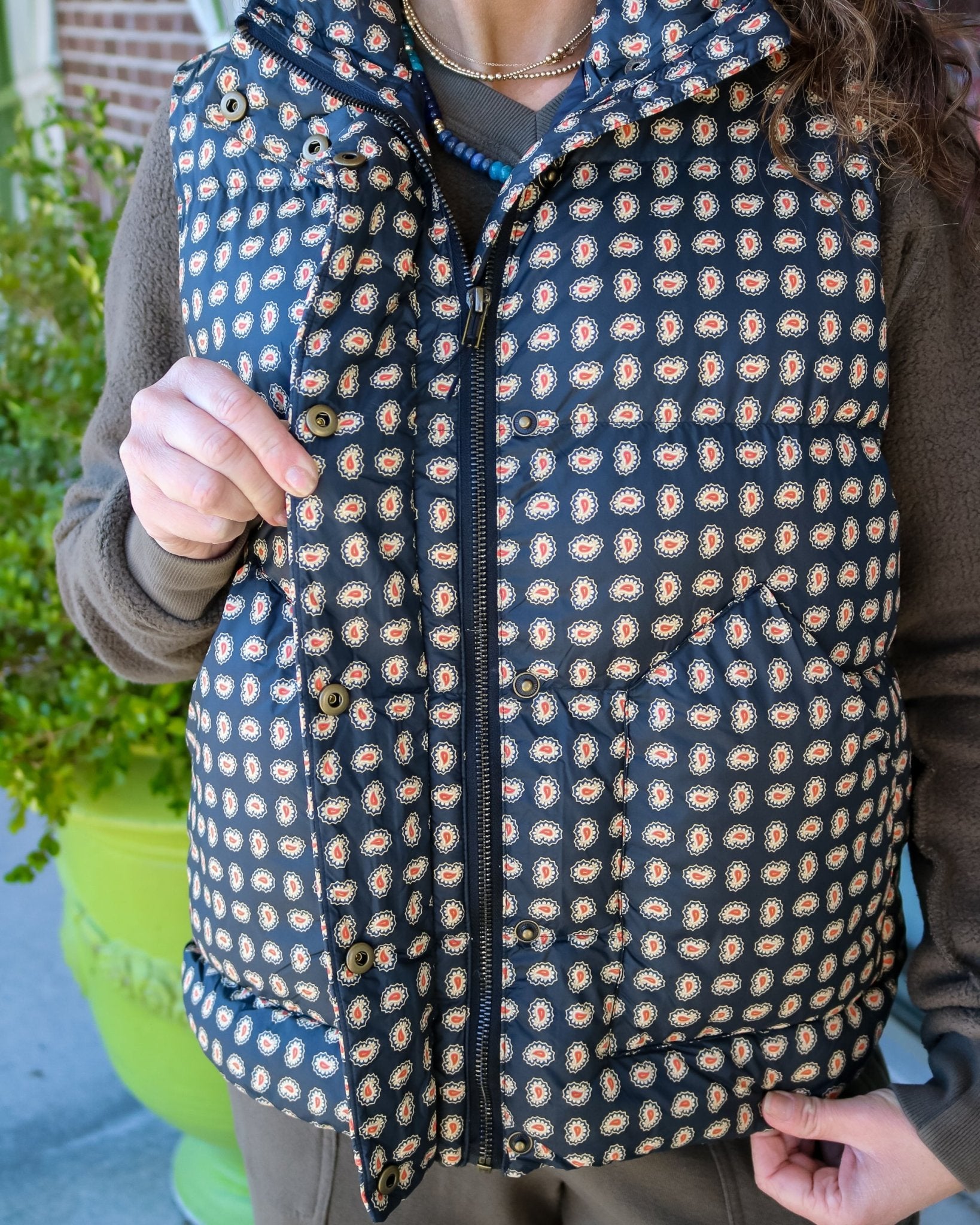 Paisley Polar Vest - Olive You BoutiqueTHE GREAT231039OWJ349P972