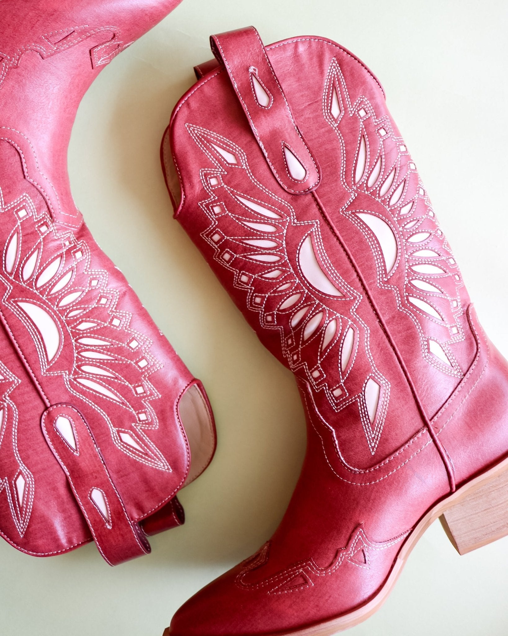 Britney Boot - Olive You BoutiqueMI.IM235630BRITNEY