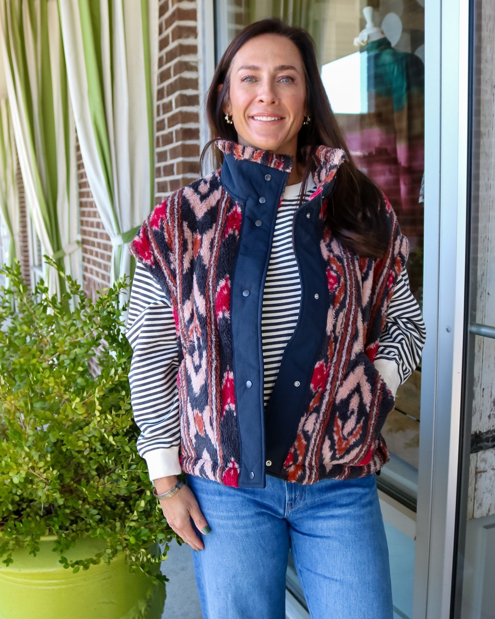 Ravenna Vest - Black Ikat - Olive You BoutiqueXIRENA238180X5PPF001-blackikat