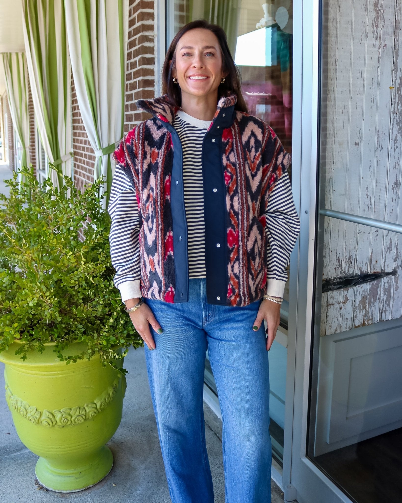 Ravenna Vest - Black Ikat - Olive You BoutiqueXIRENA238180X5PPF001-blackikat