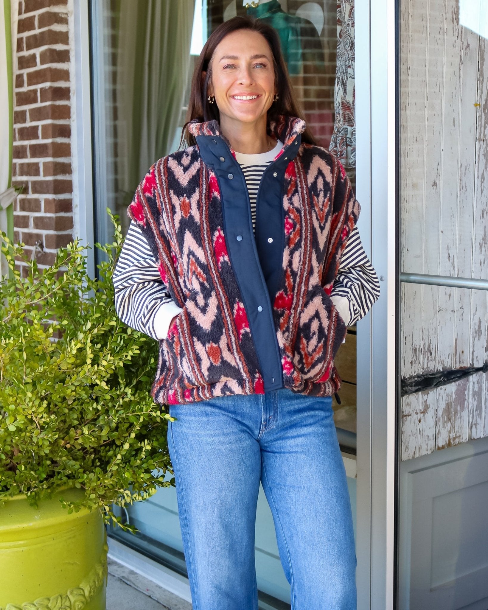 Ravenna Vest - Black Ikat - Olive You BoutiqueXIRENA238180X5PPF001-blackikat