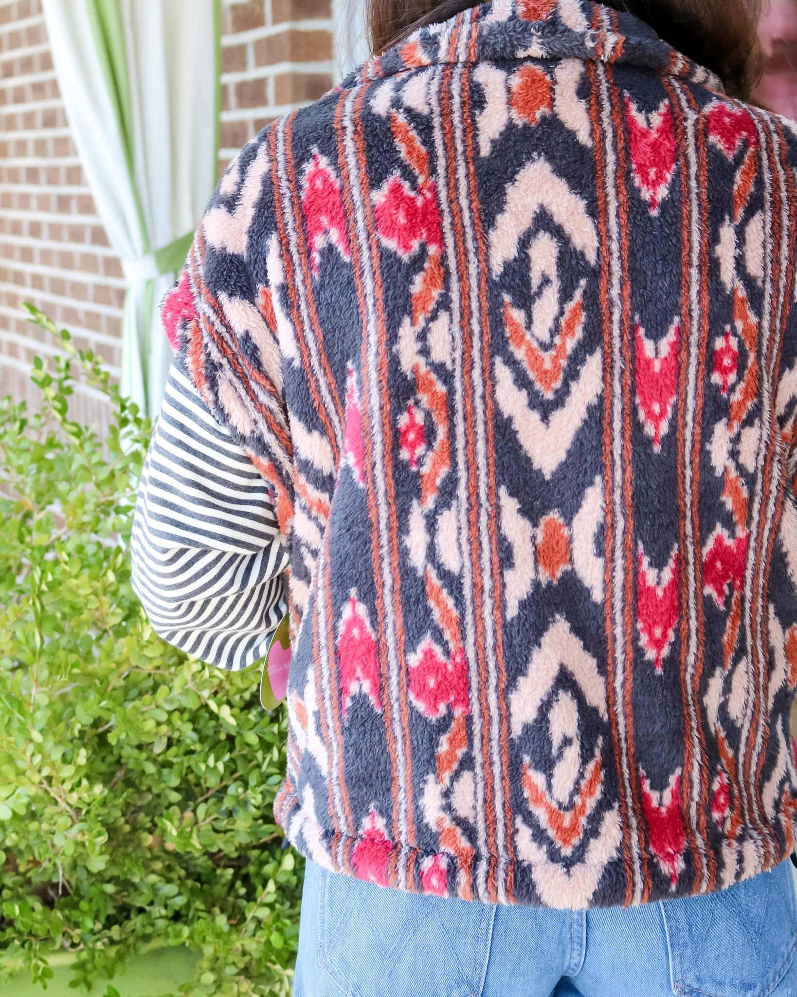 Ravenna Vest - Black Ikat - Olive You BoutiqueXIRENA238180X5PPF001-blackikat