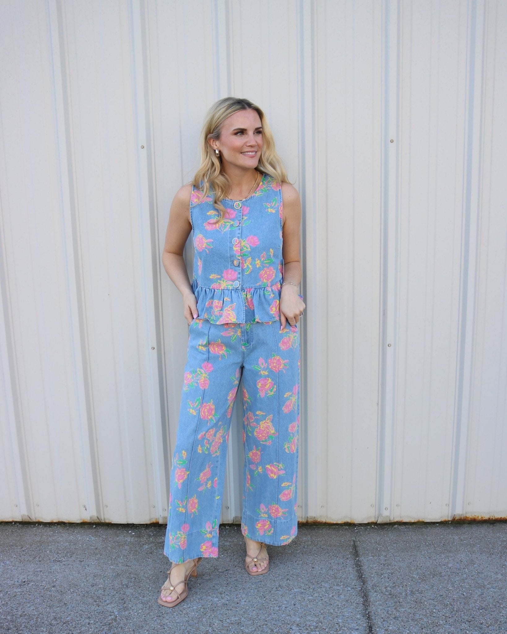 Dainty Denim Floral Pants - Olive You BoutiqueOLIVE YOU231315P30644