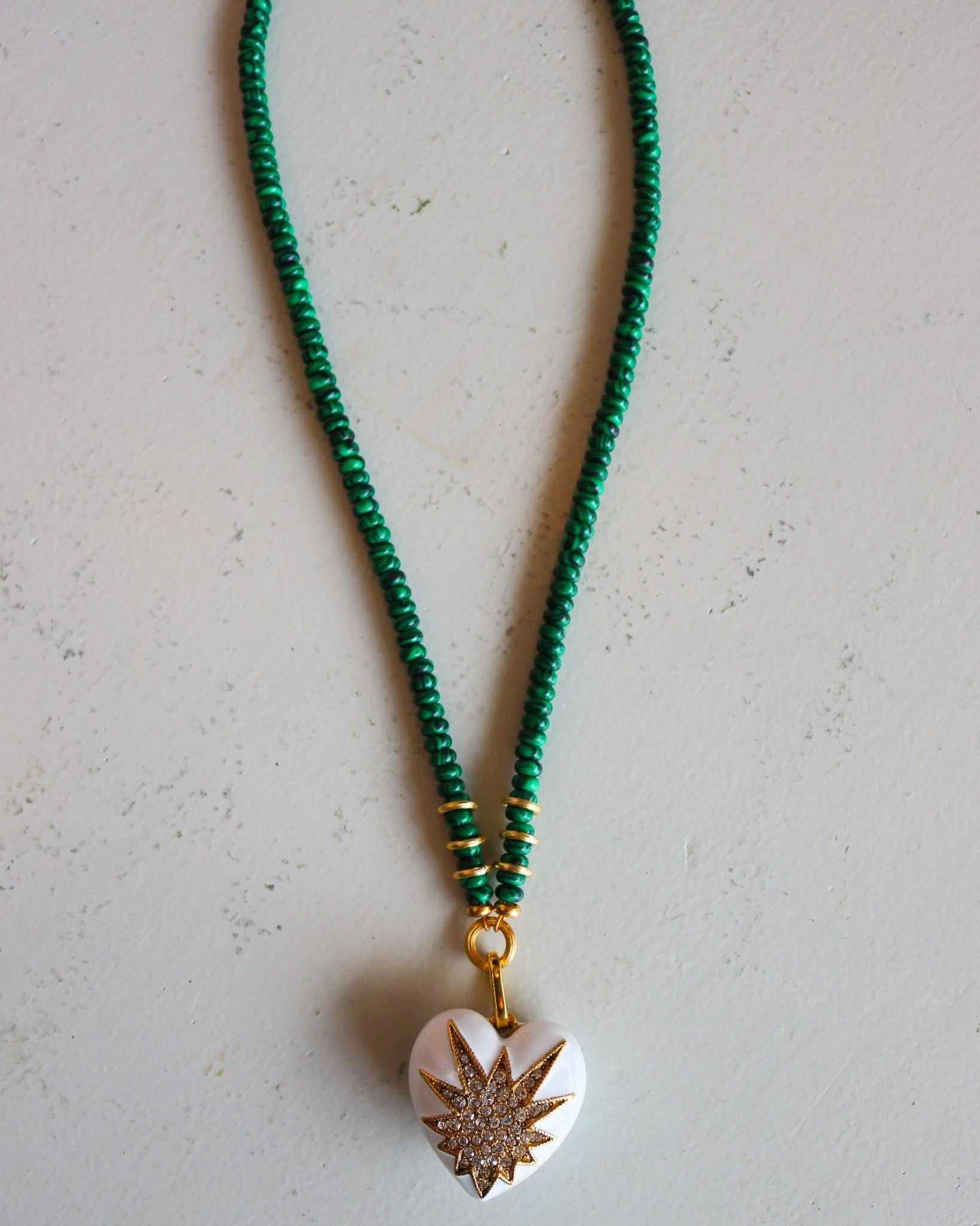 Darnell Necklace - White/Green - Olive You BoutiqueElizabeth ColeSS26N41-WHTGRNSS26N41-WHTGRN