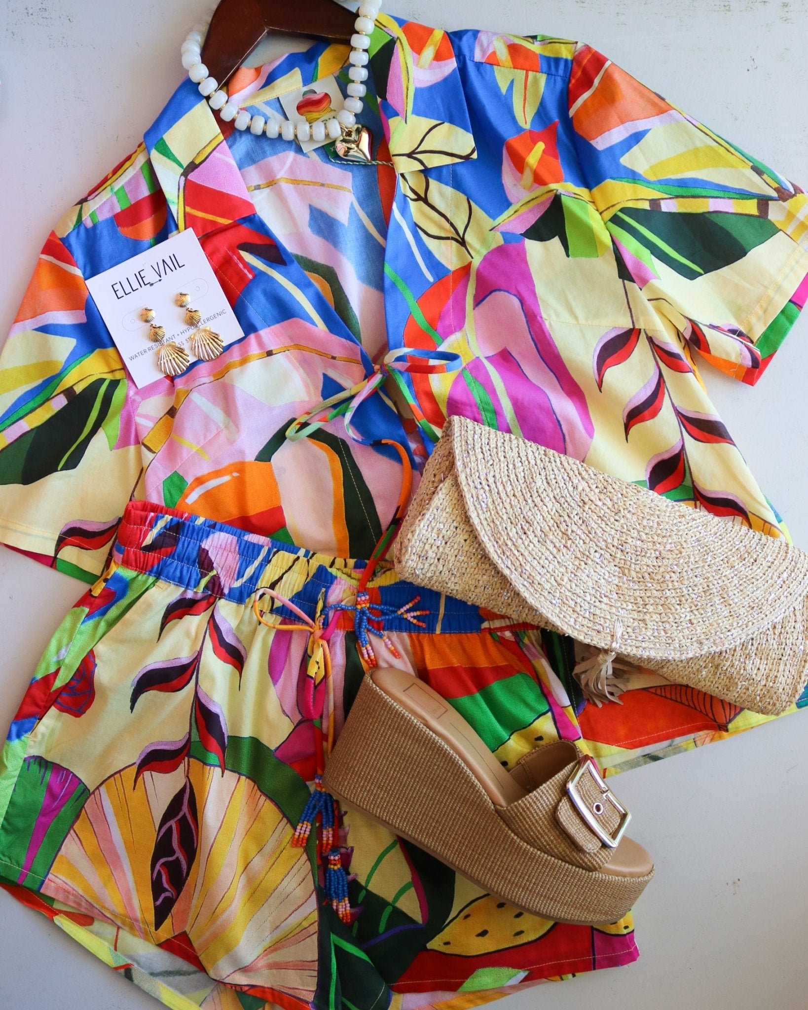 Tropical Multiprint Shorts - Olive You BoutiqueFARM RIO227432260207008