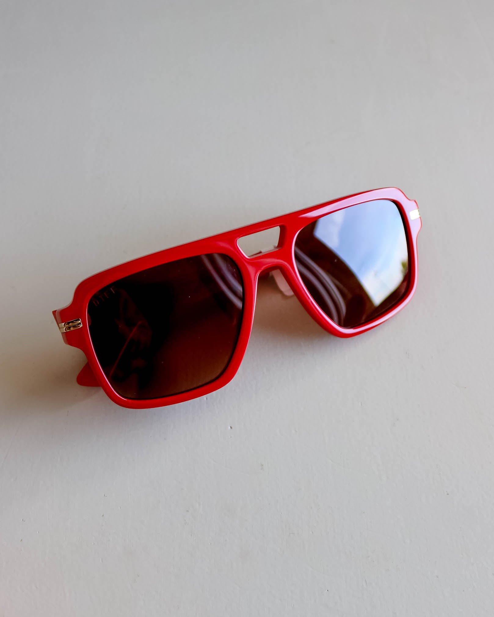 Julien Sunglasses - Olive You BoutiqueDIFF EYEWEAR231954DE01-0884
