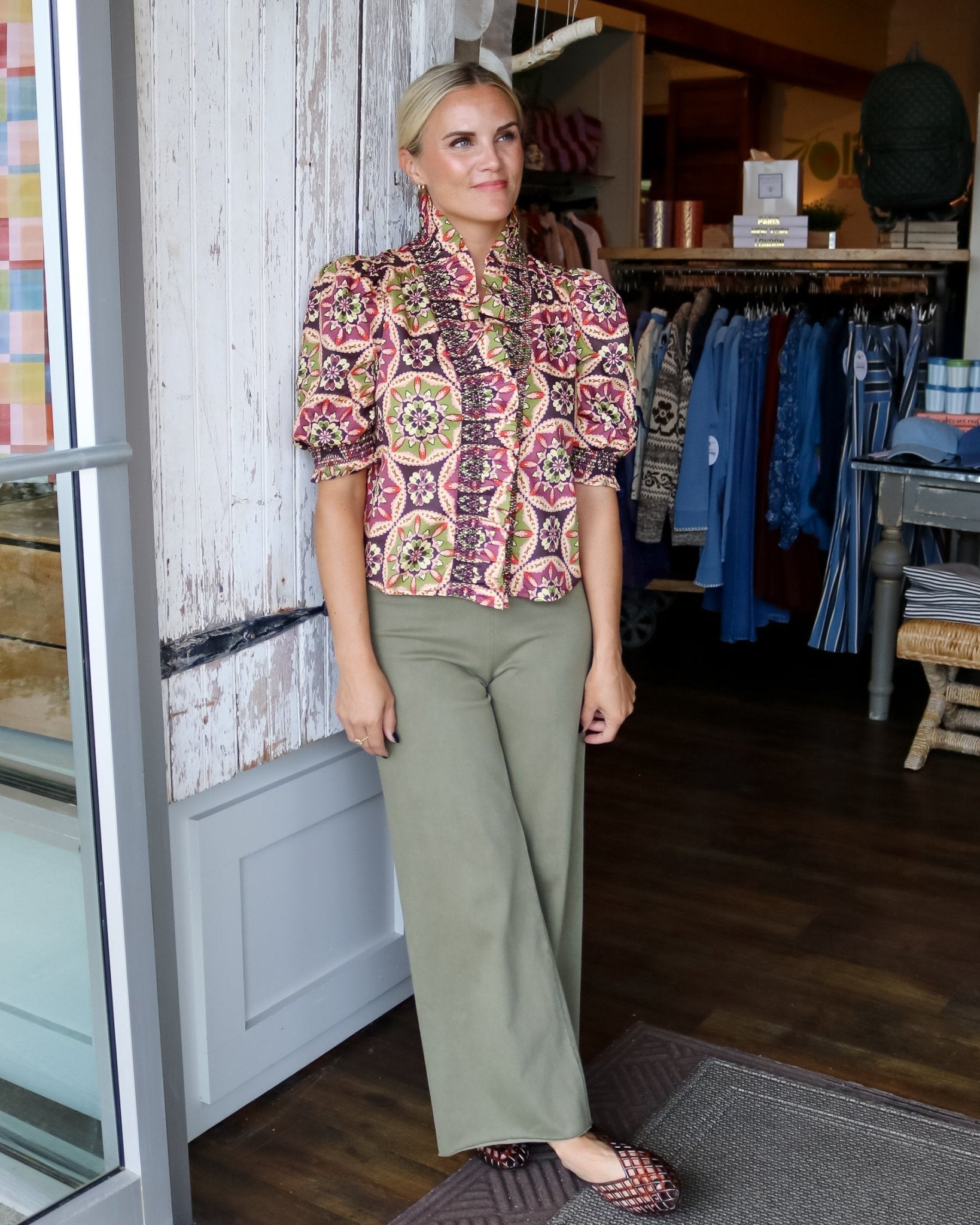 Medallion Zuri Top - Olive You BoutiqueLOVE THE LABEL234436L2608-3705M