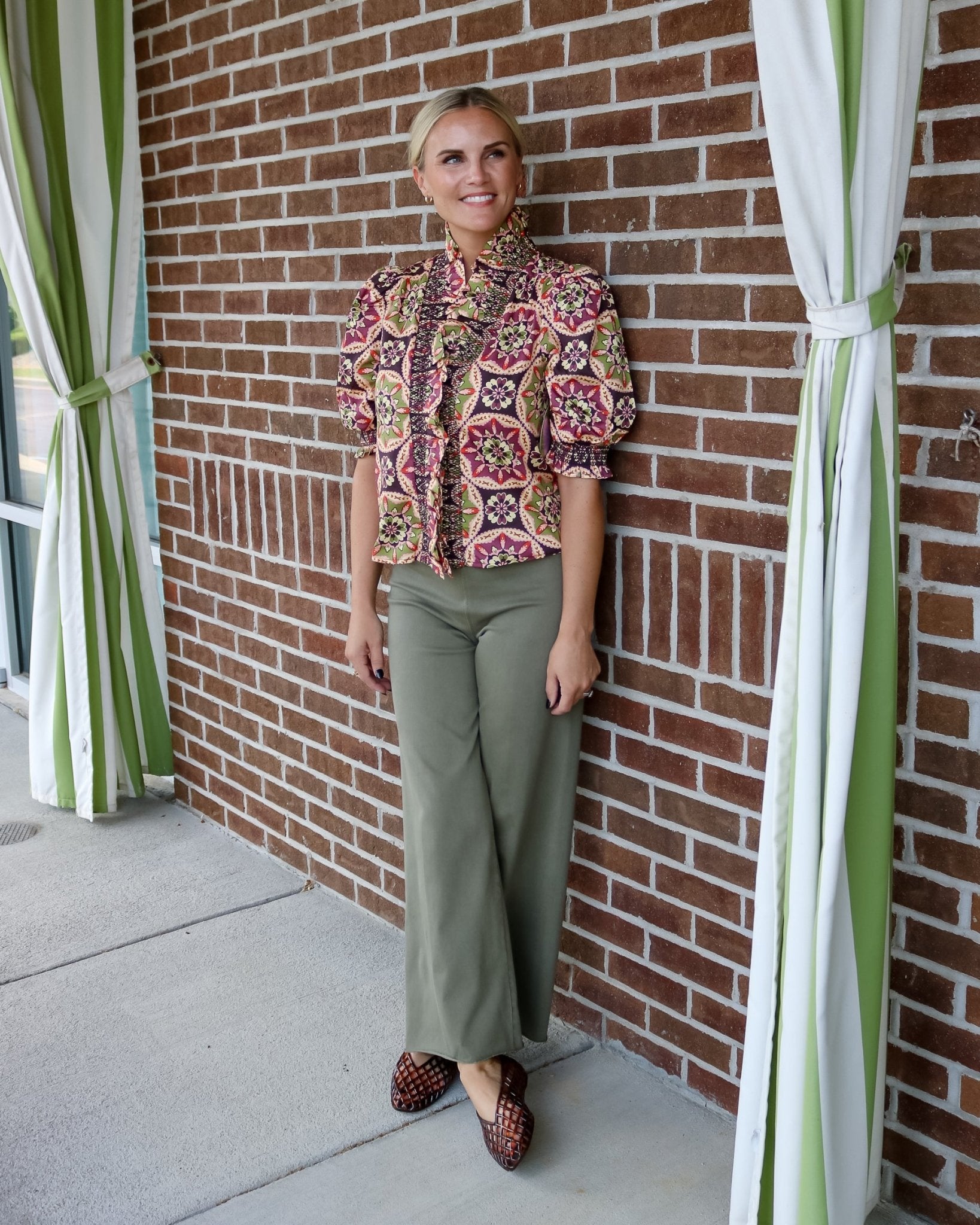 Medallion Zuri Top - Olive You BoutiqueLOVE THE LABEL234436L2608-3705M