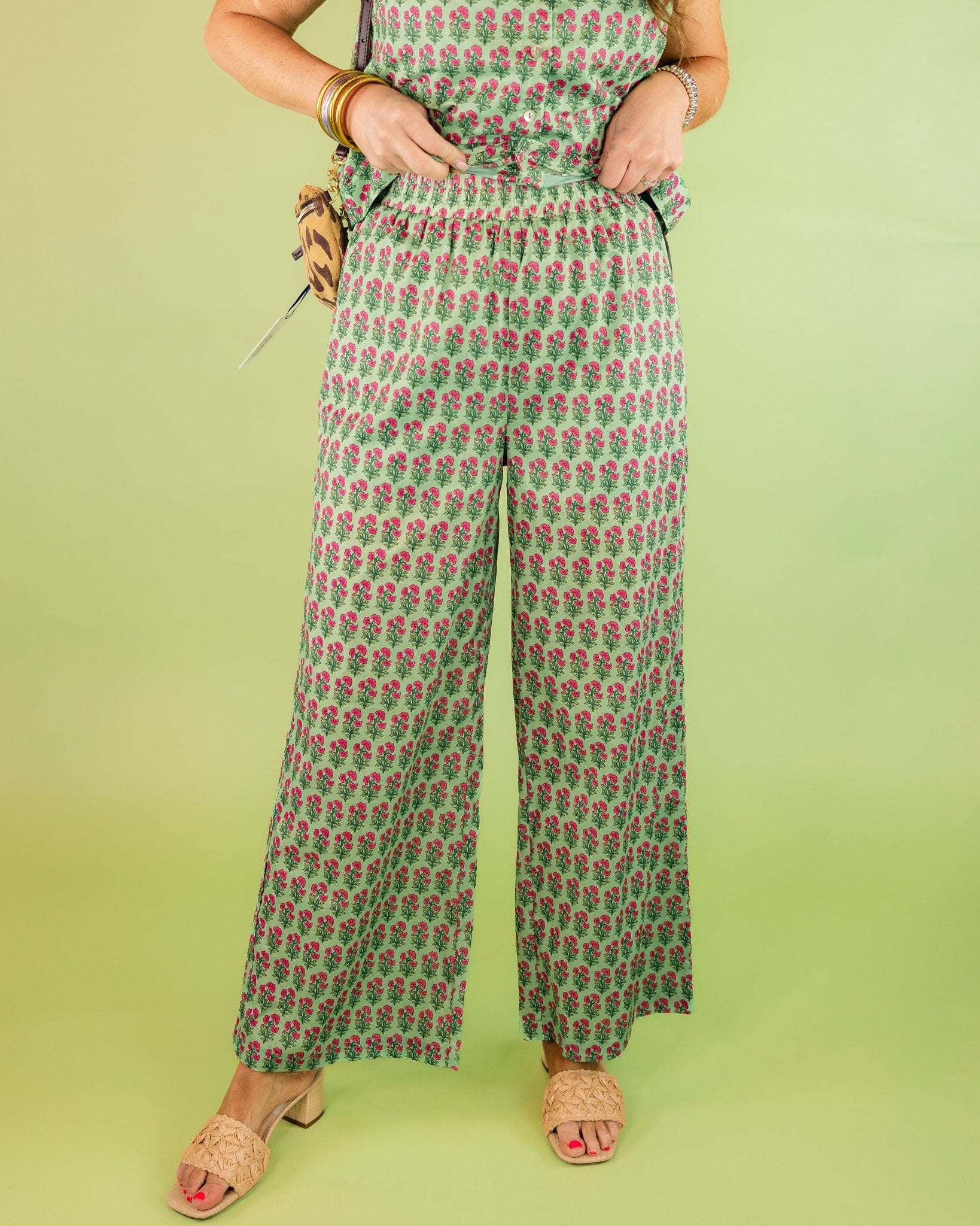 Floral Fun Pants - Olive You BoutiqueOLIVE YOU232465P30276