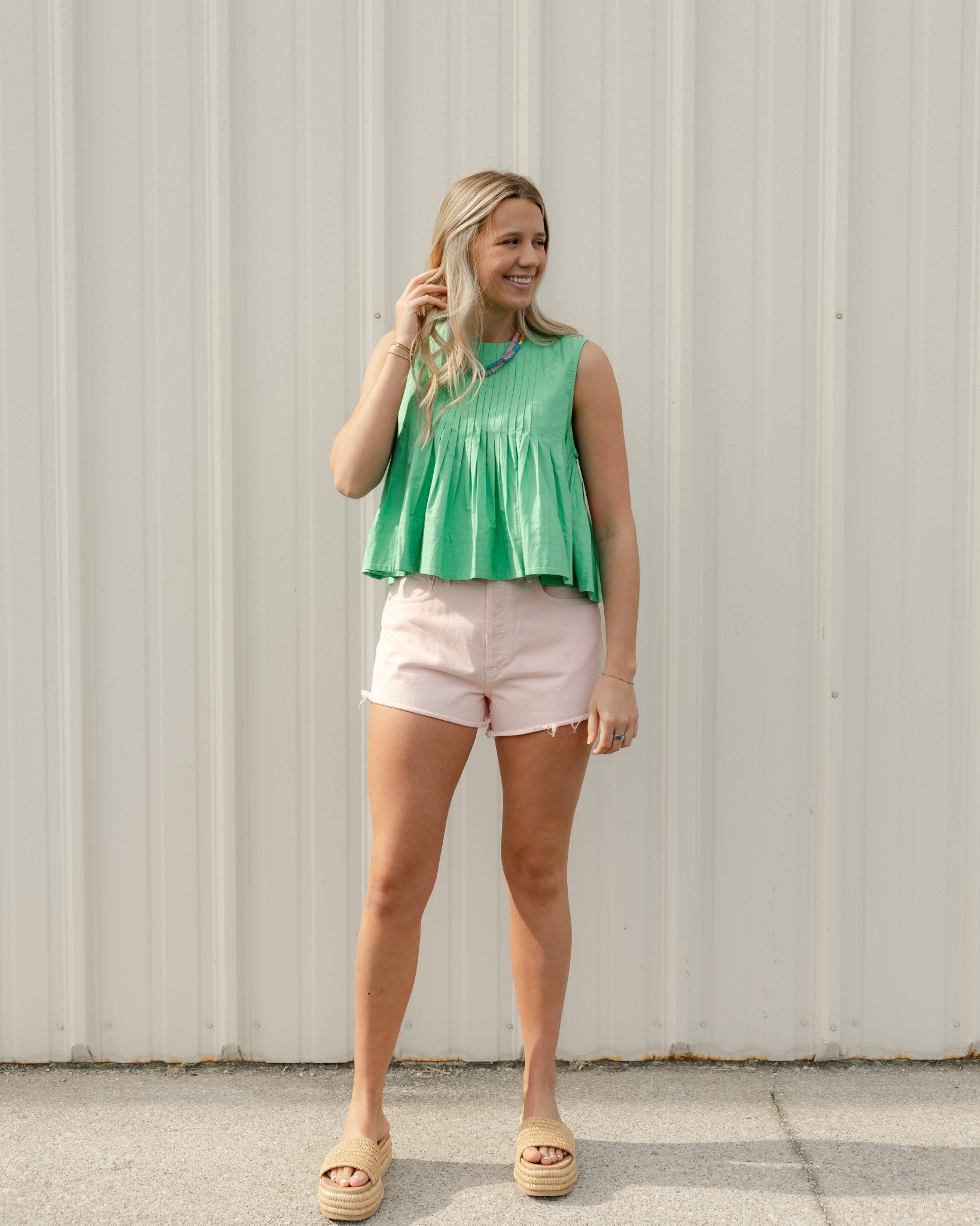 Sleeveless Pleated Flowy Top - Olive You BoutiqueTHML231583TDM1091